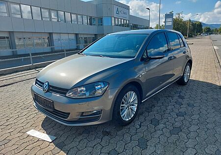 VW Golf Volkswagen 1.4 TSI 90kW DSG BMT CUP AHK Navi Klima