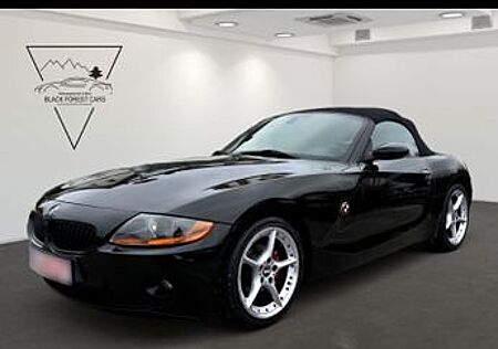 BMW Z4 2.2i - Summer Sale 6 Zylinder Top Zustand