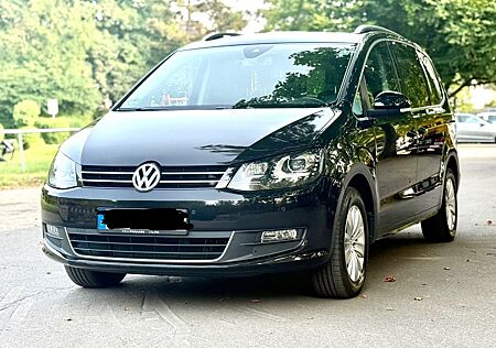 VW Sharan Volkswagen 2.0 TDI SCR DSG BMT Highline Highline