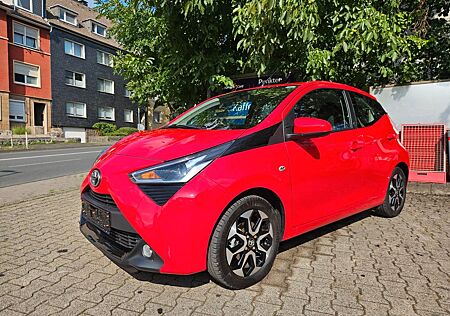 Toyota Aygo (X) Aygo (X) 1,0-l-VVT-i Team Deutschland Team D...