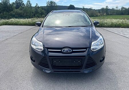 Ford Focus Turnier Trend HU,SERVICE,REIFEN NEU