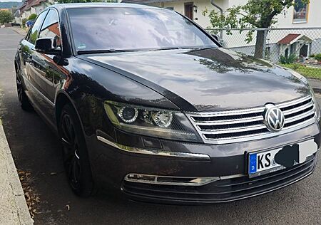 VW Phaeton Volkswagen 3.0 V6 TDI 4MOTION