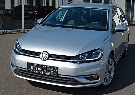 VW Golf Volkswagen Variant 2.0TDI HIGHL,ALCANT,NAV,LED,AUT,KAM