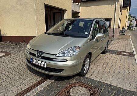 Peugeot 807 Platinum 140 Automatik Leder 7-Sitzer