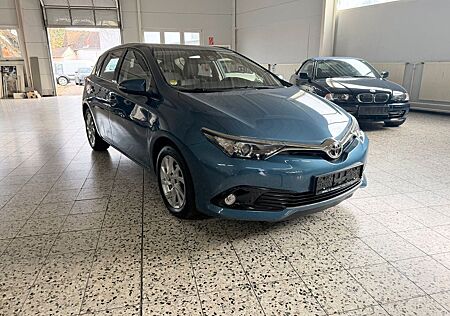 Toyota Auris Edition-S Scheckheft gepflegt
