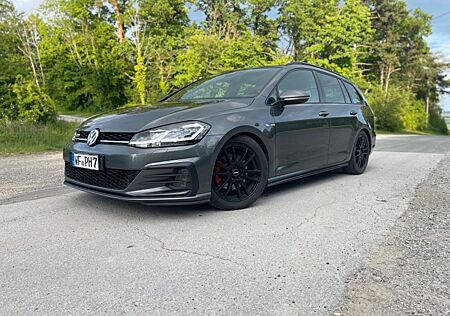 VW Golf Volkswagen 2.0 TDI DSG GTD Variant GTD