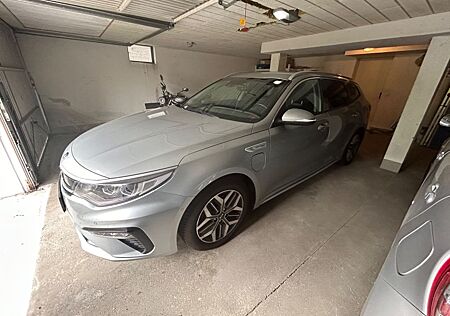 Kia Optima 2.0 GDI Plug-in Hyb. Spirit Auto Spor...