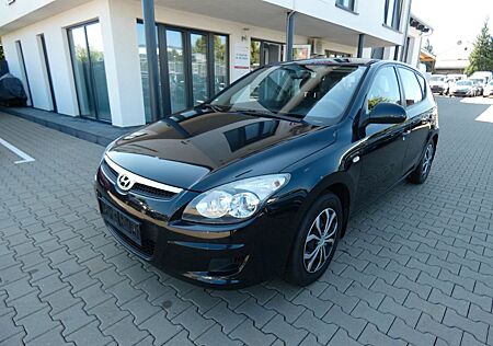 Hyundai i30 1.4 Comfort Lim. Klima Schwarz