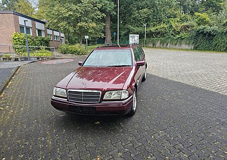 Mercedes-Benz C 200 T ELEGANCE