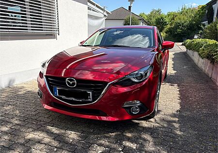 Mazda 3 2.0 SKYACTIV-G 120 Sports-Line Sports-Line