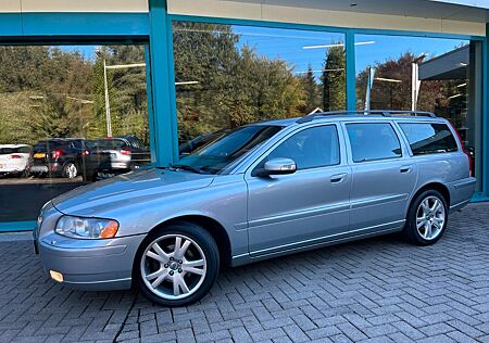 Volvo V70 2.4 D EDITION AUTOMATIK, NAVI, PDC, AHK, 17"