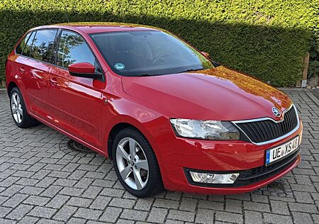 Skoda Rapid 1.2 TSI *TÜV NEU*GEPFLEGT*NEUE STEUERKETTE