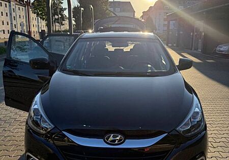 Hyundai ix35 1.6 GDI Scheckheft gepflegt