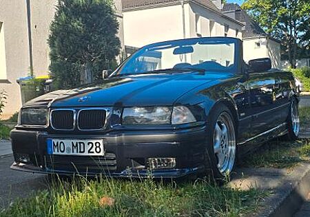BMW 318i Cabrio