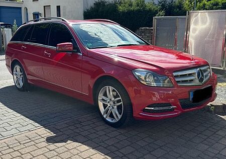 Mercedes-Benz C 250 T BlueEFFICIENCY AVANTG. Aut. AVANTGARDE