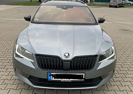 Skoda Superb 2.0 TDI SCR 140kW DSG SportLine Combi...