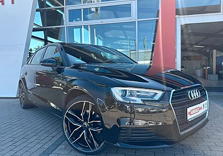 Audi A3 Sportback / EINPARKHILFE /1. HAND/ SCHECKHEFT
