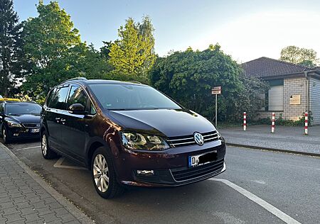VW Sharan Volkswagen 2.0 TDI SCR 4MOTION BMT Beach Beach