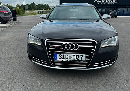 Audi A8 4.2 TDI tiptronic quattro -