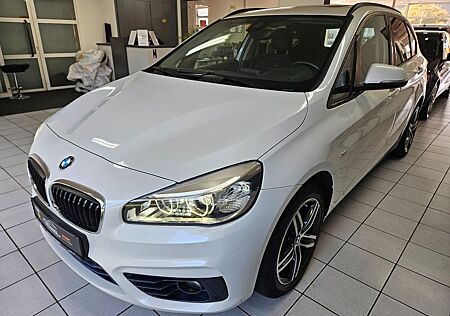 BMW 2er 220 Active Tourer 220i Sport Line AUT*NAVI*CAM*