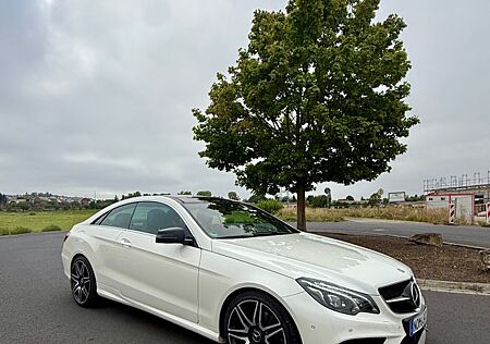 Mercedes-Benz E 220 AMG-Paket, Pano, H&K, Night, Euro-6