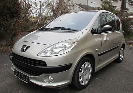 Peugeot 1007 Premium Klima BC CD Nebel