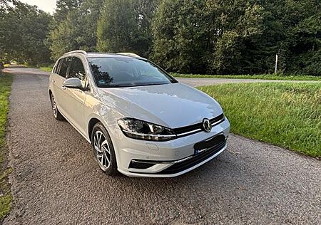 VW Golf Volkswagen 1.5 TSI ACT DSG Sound Variant Sound