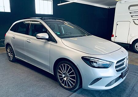 Mercedes-Benz B 200 A PANO/SPORTSITZE/LED/CAM