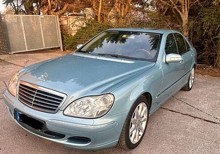 Mercedes-Benz S 320 CDI -