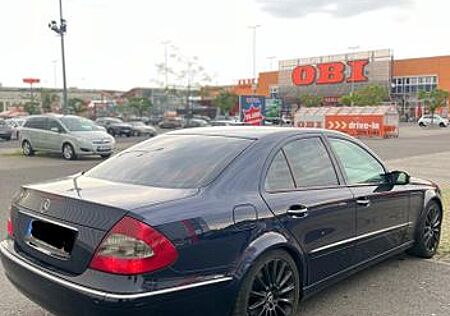 Mercedes-Benz E 240 ELEGANCE Elegance