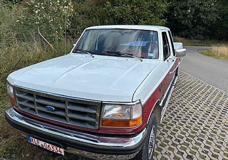 Ford F 250 XLT 4x4 7.5L Big Block Long Bed