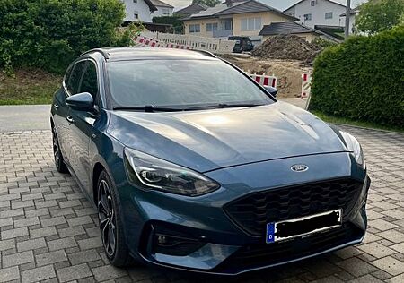 Ford Focus 2,0 EcoBlue ST-Line Auto AHK
