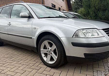 VW Passat Variant Volkswagen 1.9TDI 96kW Family,Klima,Sitzheiz