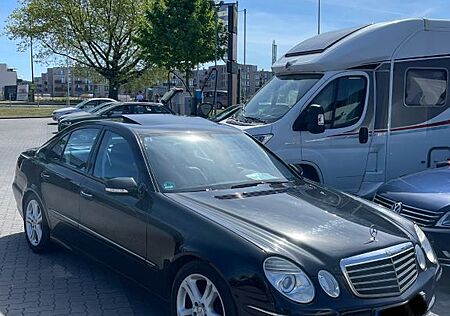 Mercedes-Benz E 320 CDI AVANTGARDE Avantgarde