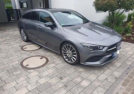 Mercedes-Benz CLA 200 Shooting Brake AMG LINE