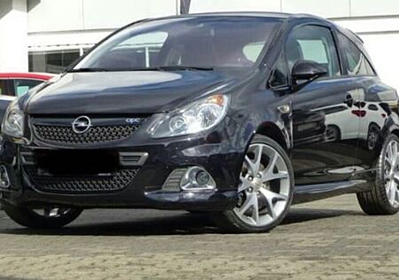 Opel Corsa 1.6 Turbo OPC