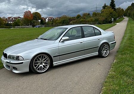 BMW 523i E39