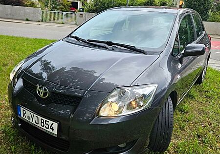 Toyota Auris 1,33-l-Dual-VVT-i -