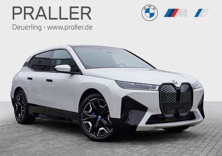 BMW iX xDrive50 Sport Glasdach Sitzbelüftung AHK Akt