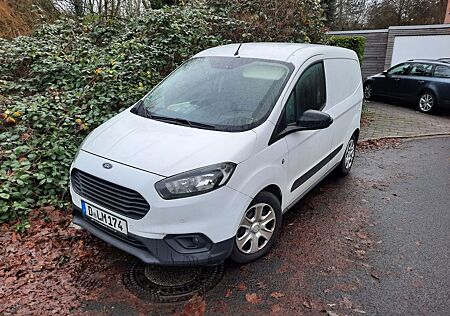 Ford Courier