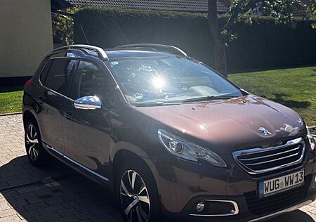 Peugeot 2008 Allure e-HDi *Rentnerfahrzeug *Garage