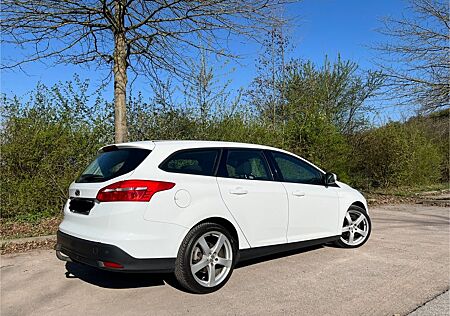 Ford Focus 1,5 TDCi 88kW Business Turnier Busines...