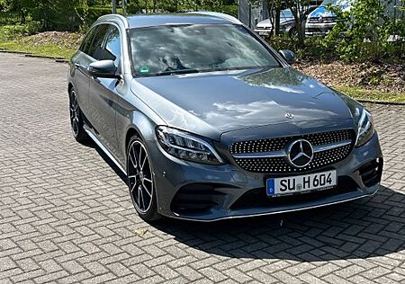 Mercedes-Benz C 220 d T AMG line