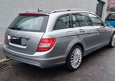 Mercedes-Benz C 220 CDI T AVANTGARDE