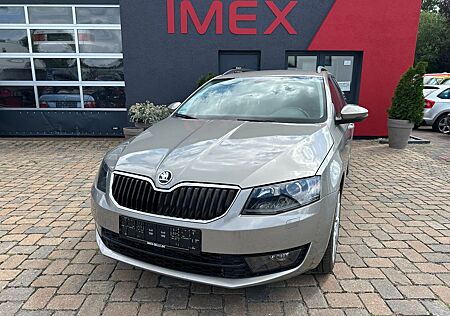 Skoda Octavia Combi Joy 115 PS HU neu Navi Autom.