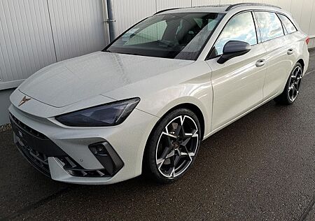 Cupra Leon Kombi 2.0TSI DSG 4x4 AHK GV5 Matrix el. Hk