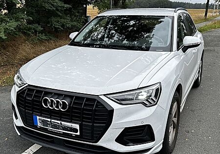Audi Q3 40 TDI quattro S tronic -