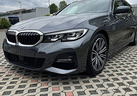 BMW 320d Touring M Sport Automatik M Sport
