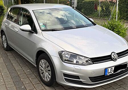 VW Golf Volkswagen 1.2 TSI 63kW BMT Trendline
