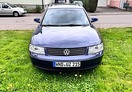 VW Passat Variant Volkswagen 2.8 V6 Syncro Highline